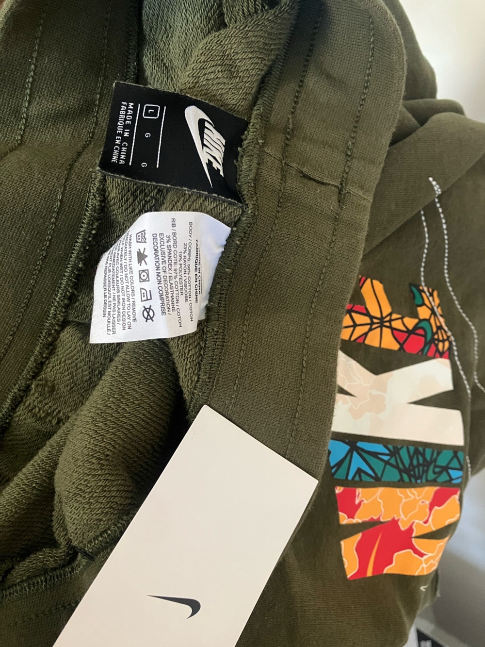 NWT Nike Men’s L Army Green Graphic Fleece Sweat Shorts - Picture 8 of 9